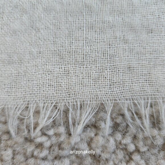 Woven Wool Scarf With Chain Stitch Embroidery Carolina Amato Lightweight - Picture 6 of 13